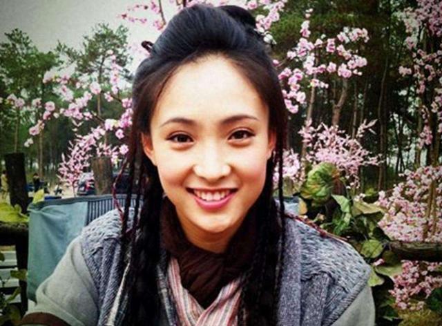 白百何|她与白百何文章是同学，27岁嫁入豪门，29岁被丈夫刺死在家中