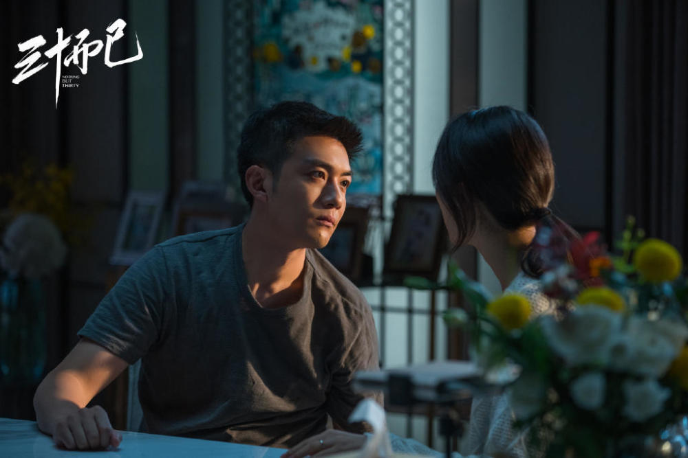 三十而已|《三十而已》：别看顾佳强势，其实她在婚姻里爱得很自卑