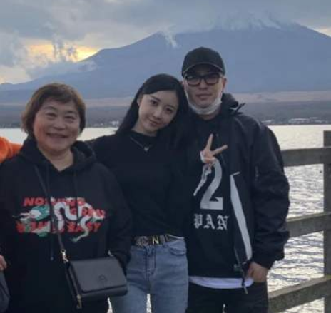 潘玮柏|潘玮柏要结婚？王思聪看热闹不嫌事大，“娱乐圈纪检委”名不虚传