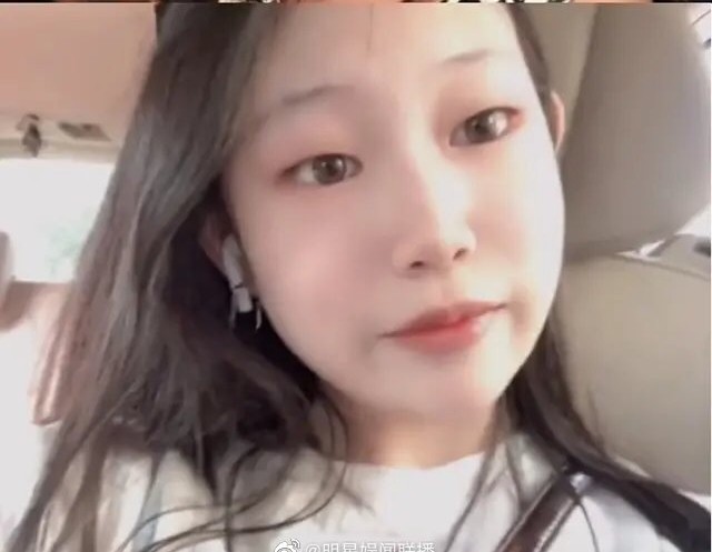 小沈阳|小沈阳13岁女儿晒照，穿露脐装秀好身材，最丑星二代完美逆袭