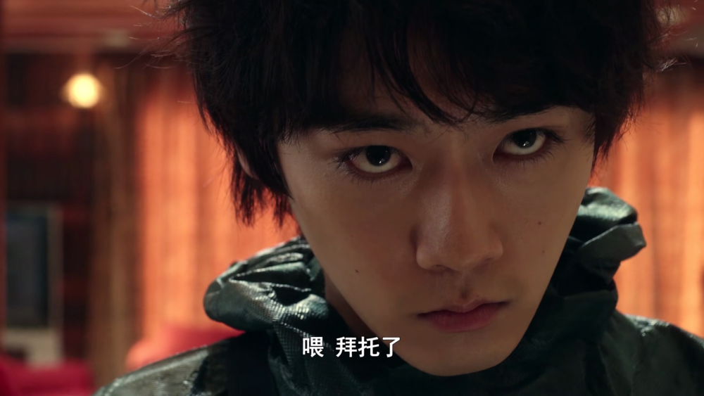 尽管这头融合怪兽被打败,但是镝木却找到了远古的兽王,这样