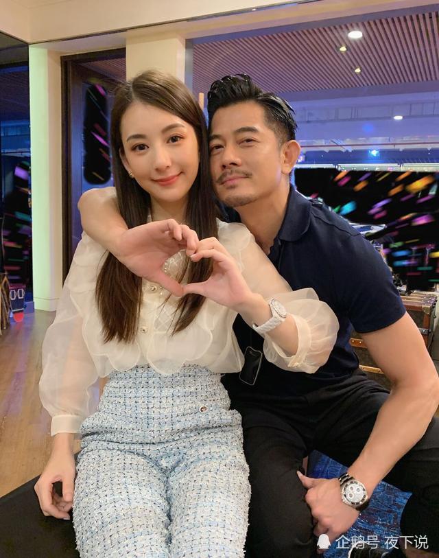 郭富城|郭富城33岁现任妻子与39岁前任，仅有6岁之差，一个少女一个女王