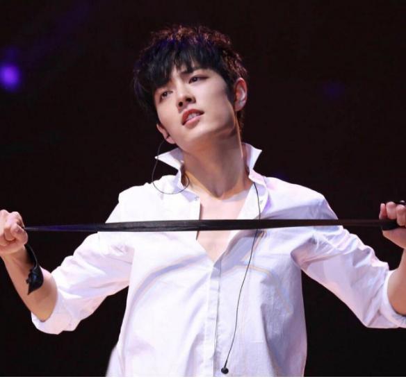 狼殿下|《余生》不会成为狼殿下，8月播出再添佐证，线下宣传已开启