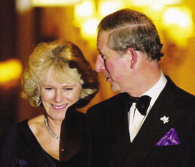 查尔斯王子|父子关系紧密，查尔斯可能为哈里回归皇室留出后门