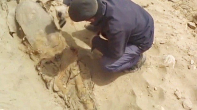 神秘石|148年前，新格兰工地出土一块神秘石，上面的图案，困扰专家至今