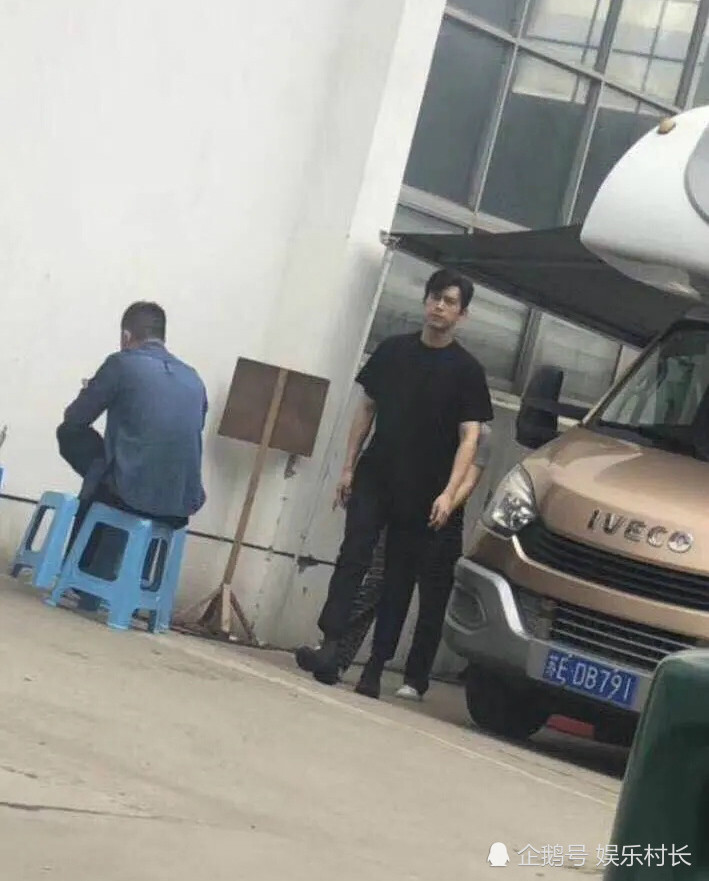 亲爱的挚爱的|杨紫李现同框客串《亲爱的挚爱的》，二人婚纱照曝光，但均拒绝炒作CP