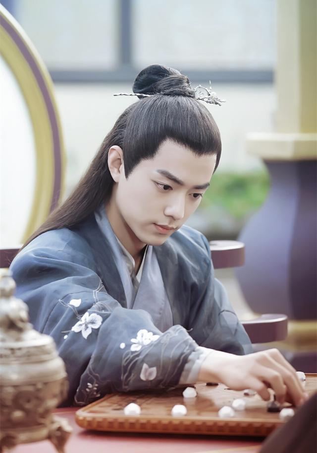 肖战|肖战是“资源咖”？看看两年前，《陈情令》是多么的被人嫌弃！