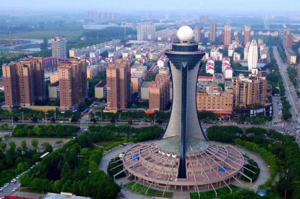 郑州市2020gdp排名_青岛2020GDP|佛山止步,郑州长沙难超,无锡宁波恐仍望背