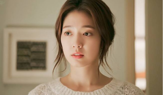 票房|韩国票房冠军，居然是个大烂片