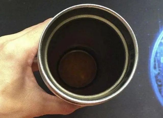 保温杯|“热水变毒水\＂，19种保温杯已被央视曝光有害，家里有的就扔了吧！