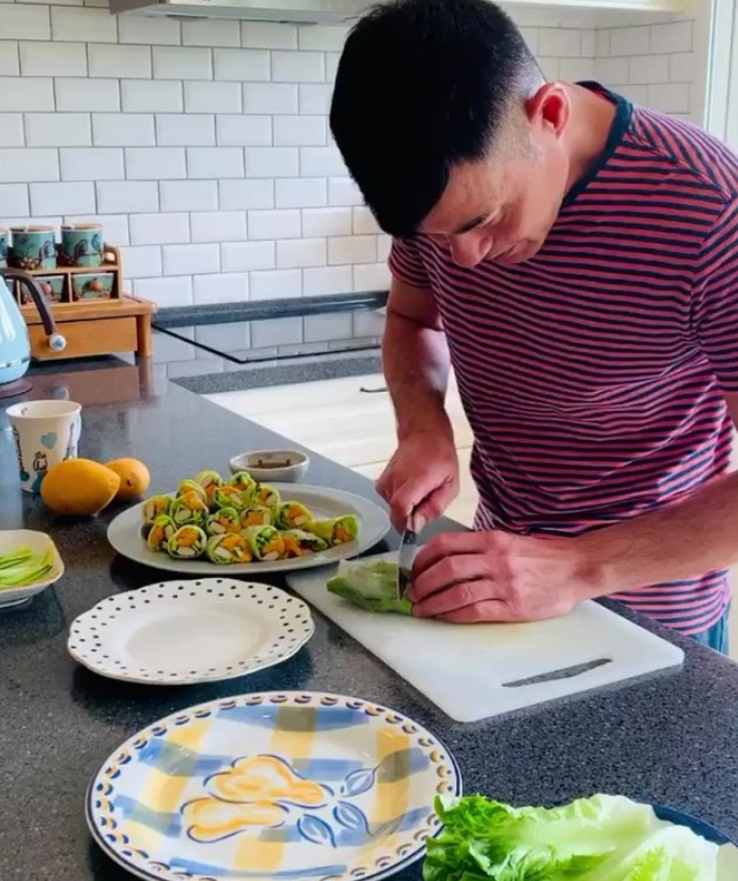 tvb|宠妻30年！52岁TVB男艺人为太太准备生日惊喜！有共识不生小朋友