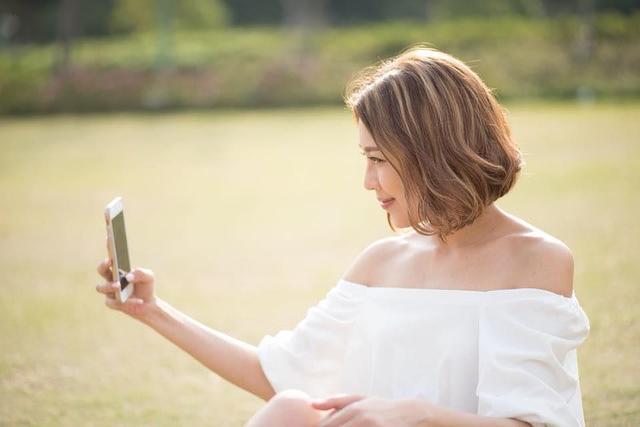 陈敏之|41岁香港女明星独自扛起两个家庭，直言：苦难，让我学会成长