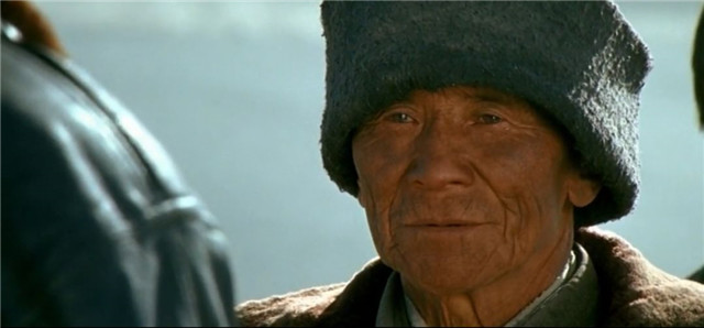 真实故事改编只有3个职业演员却是一部震撼人心的壮烈史诗片