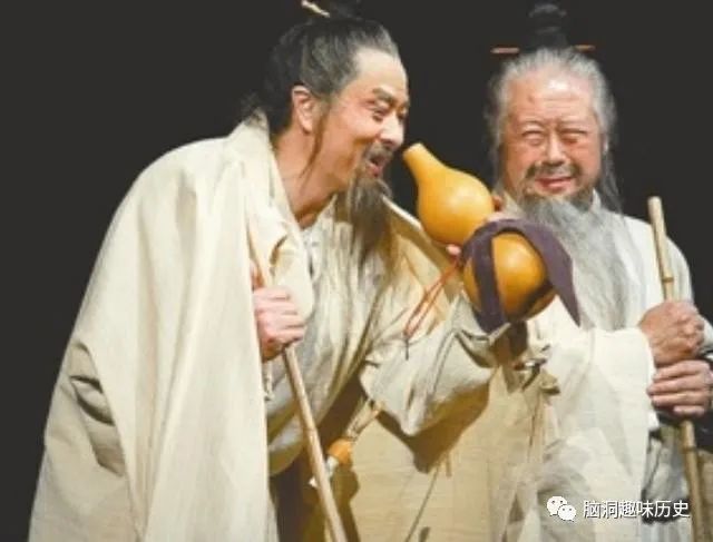 李白|李白总在游山玩水，但他真不差钱吗？恰恰相反，中年落魄晚年凄凉