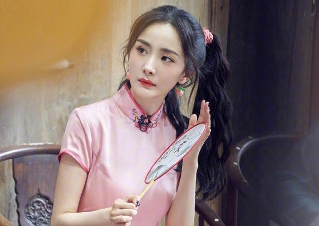 杨幂|杨幂邓伦两家粉丝陷骂战！起因简直太可笑，俩人多年友谊要凉凉？