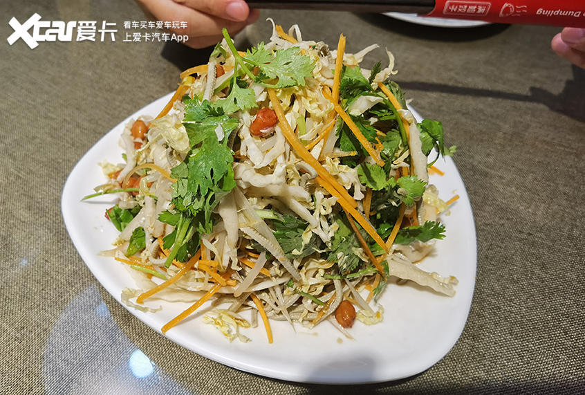 饺子|美食探店：敢挑战满姐臭豆腐馅饺子吗？