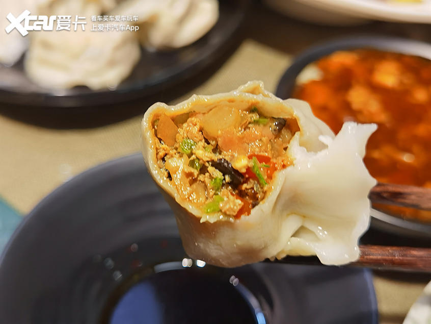 饺子|美食探店：敢挑战满姐臭豆腐馅饺子吗？