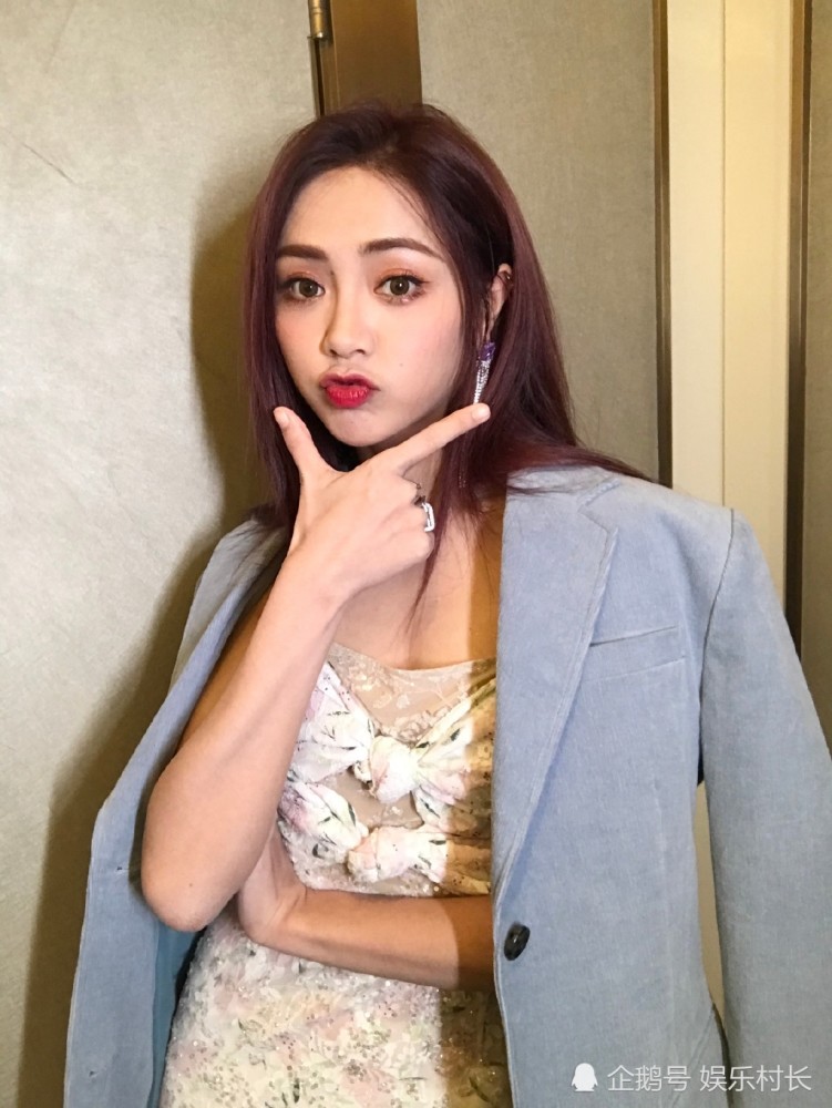 虞书欣|硬糖少女希林对战THE9虞书欣谢可寅，三家粉丝PK星耀舞台，虞书欣实惨