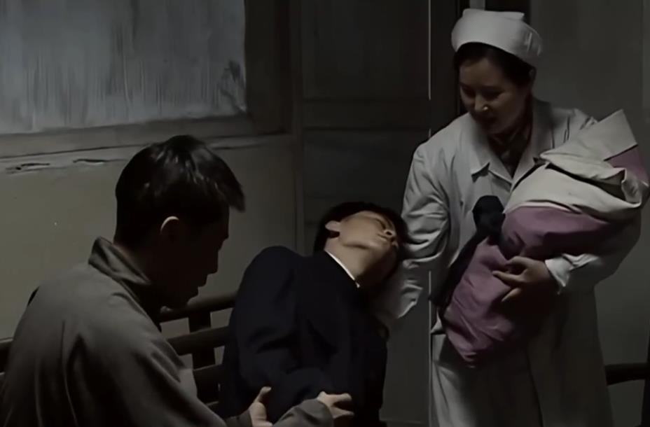 柳云龙|柳云龙的《暗算》是真实的历史记录？有人说：黄依依早就该关起来