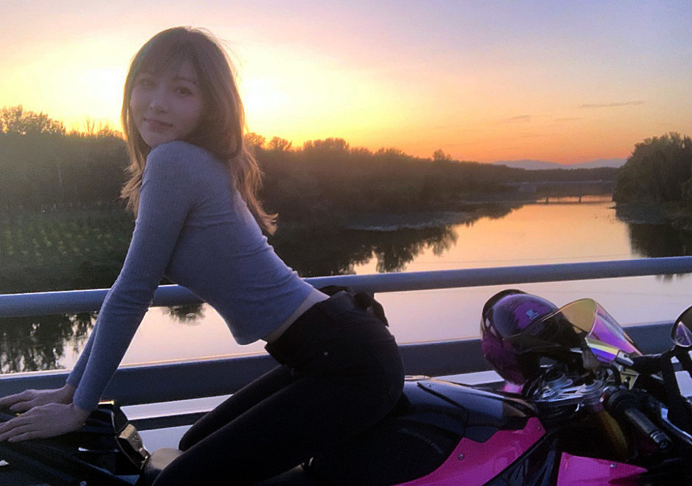 和虎哥互动涨粉200万,想不火都难!