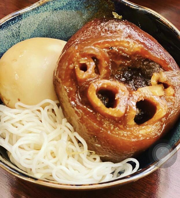 冯德伦|冯德伦生日晒与舒淇牵手合照高调放闪，两人站豪宅看海景甜如初恋