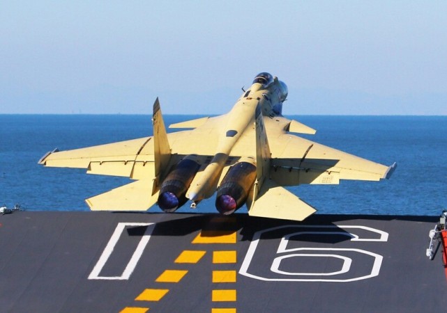 新一代隐身舰载机问世在即,歼15还有多大作用?已完成历史使命