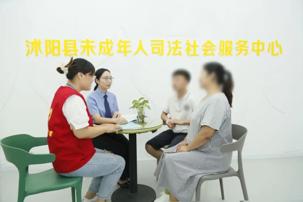 "江苏省人大代表,江苏省沭阳高级中学教师朱漫丽希望沭阳检察机关把"