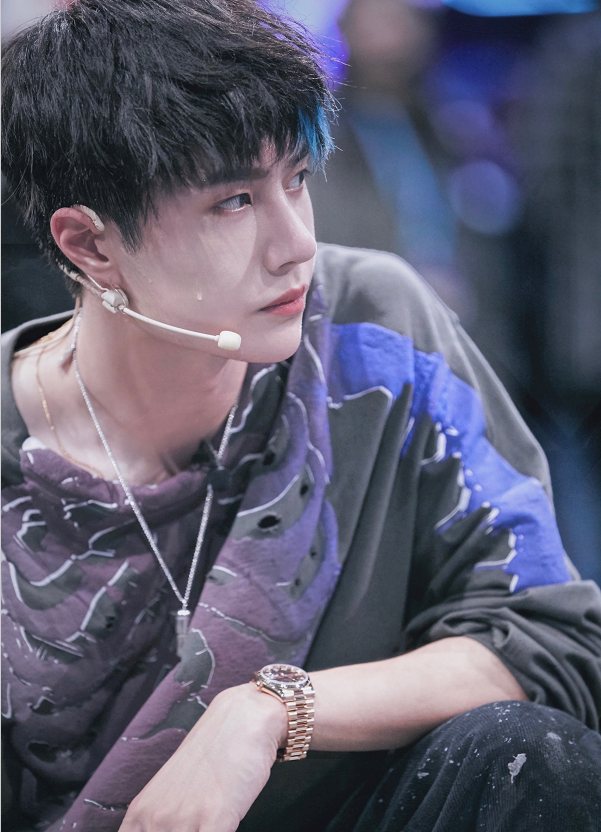 王一博|《天天向上》特意点名王一博许出承诺，看清内容，估计经纪人要炸