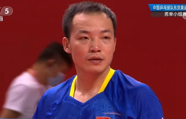 18岁的牛冠凯是表弟,在牛冠凯的乒乓球生涯中,表哥任浩一直都是他的