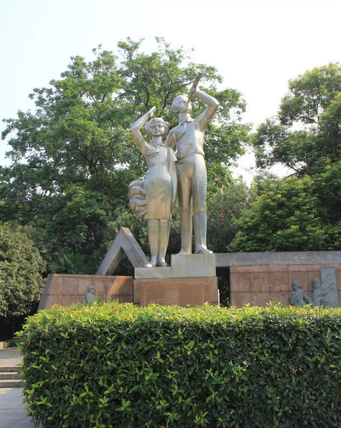 【"四史"学习教育】北海中学:以脚丈量,用心感受