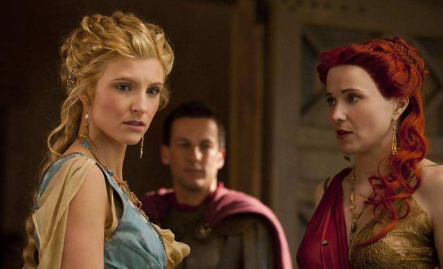 元老院讨厌他夺取了所有权力,罗马臣民讨厌他杀掉了屋大维娅,地方行省