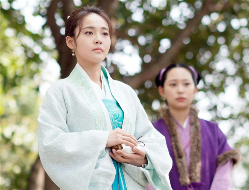 对联|才女出上联“洞中泉水流不尽”，才子妙对下联，才女：我嫁给你