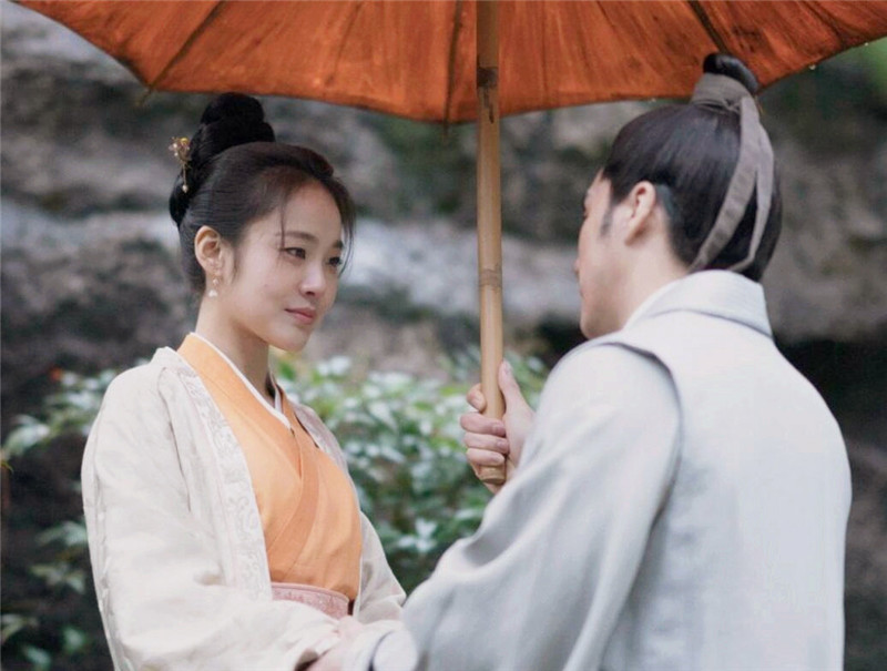 对联|才女出上联“洞中泉水流不尽”，才子妙对下联，才女：我嫁给你