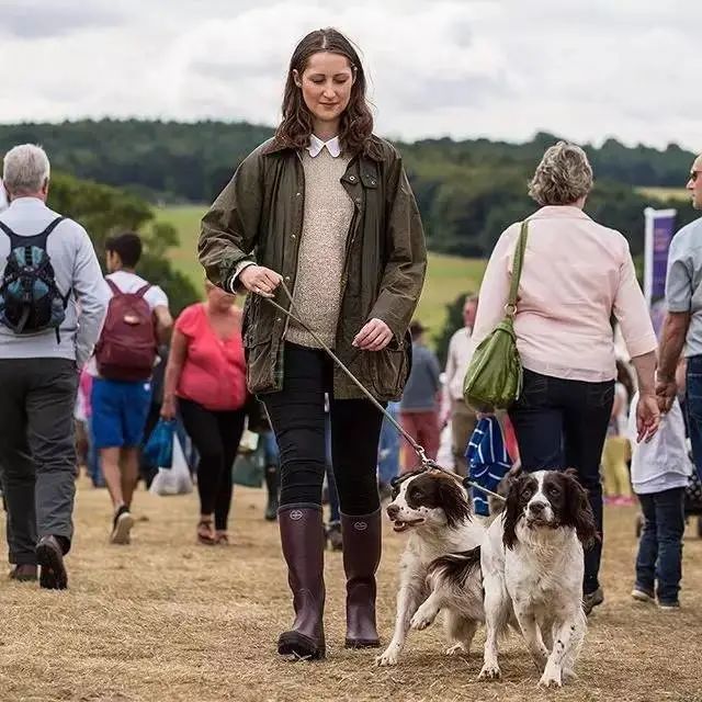 雨靴|“暴雨蓝色预警”准备好踩水装备了么？