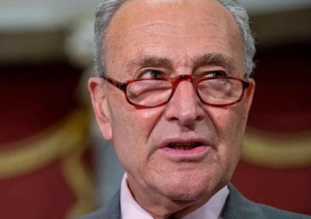 特朗普|特朗普破罐子破摔，用总统权力强推政令，遭批：花拳绣腿没啥用