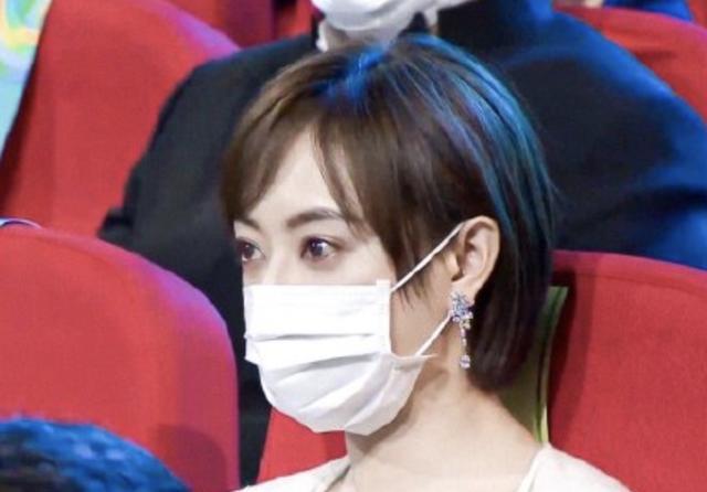 孙俪|闫妮白玉兰夺视后，孙俪被骂上热搜：用力过猛，也是一种灾难