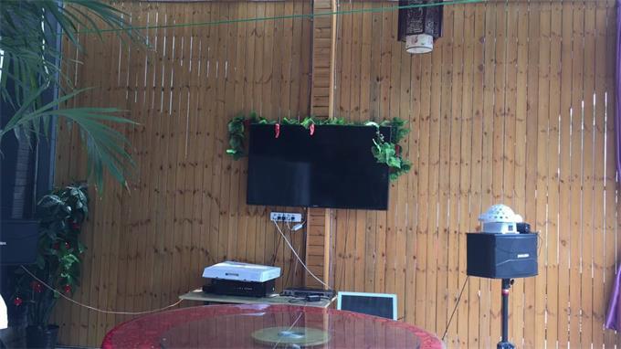 司马台长城|去司马台玩，在小资生活民俗饭庄吃饭，这盘是烤鱼？也太香了吧！