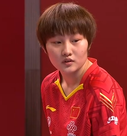 42陈梦苦战险胜18岁小将世界第一被打16央视名嘴2个字批她