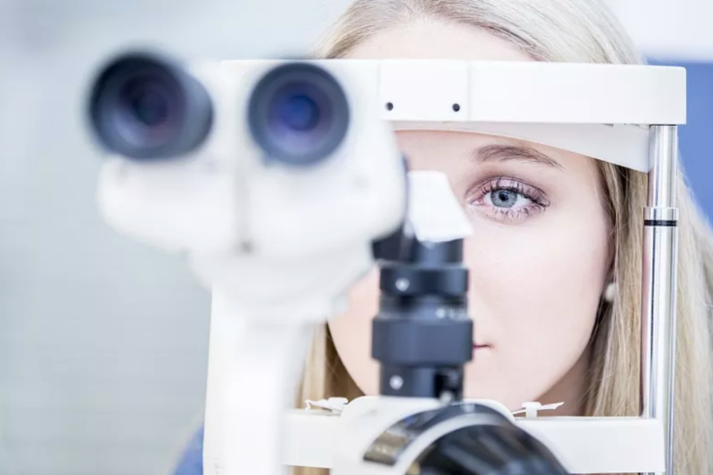 糖尿病|42岁老板视力下降，他都没想到得糖尿病已经三年了