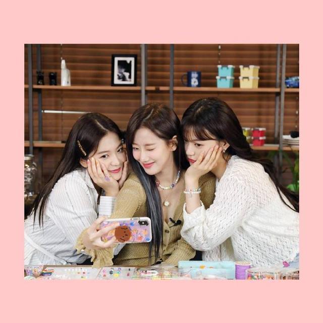 yeri上传女团99line三人照片原来她们的友情是这样开始的