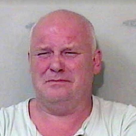 美国_社会|美国继父丧心病狂 虐待并枪杀前妻和2岁幼女 长女跳窗逃跑脱身