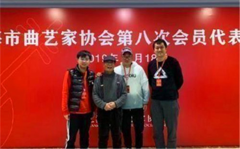 李宏烨|“公式相声”李宏烨现状：相声行业努力17年，终于实现梦想