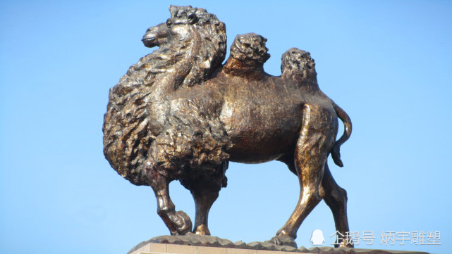欣赏骆驼主题雕塑的风采