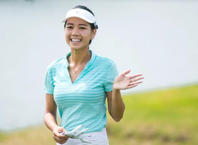 李昊桐t17刷新个人pga锦标赛最佳战绩森川携中国女友朱凯琳捧杯