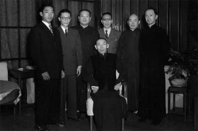 杜月笙|杜月笙晚年自保之路，想写一封委托书给北京，足以见他的手段高明