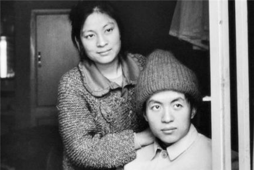 著名诗人|1993年，著名诗人杀妻后自杀，他留下的诗句被年轻人当作个性签名