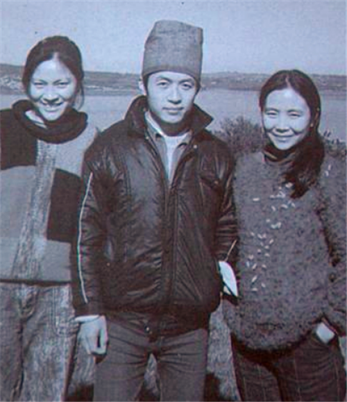 著名诗人|1993年，著名诗人杀妻后自杀，他留下的诗句被年轻人当作个性签名