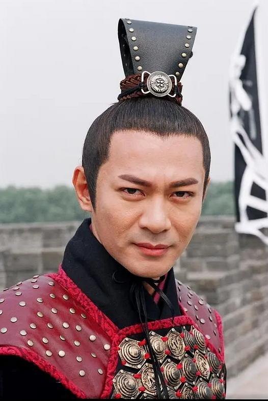 刘德华|他颜值不输刘德华，44岁患抑郁症隐退，后来卖保险为生