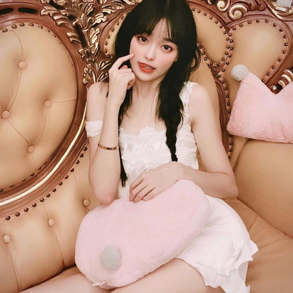 前有彭16后有刘思瑶凭什么几年不火的她会成某音的牌面