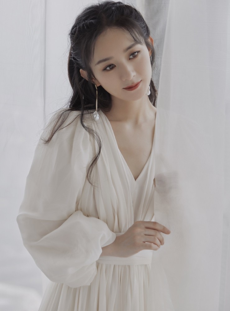 赵丽颖|赵丽颖参加综艺连引三次争议，实情让人心疼，只怪赵丽颖名气太高